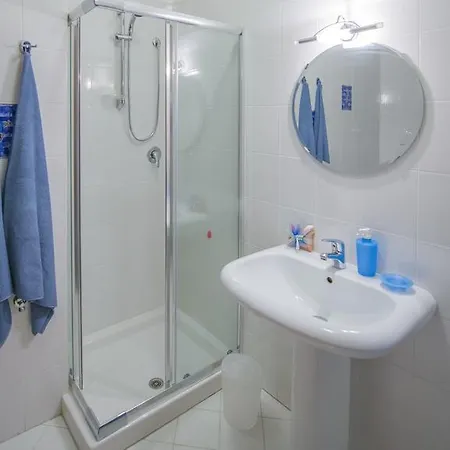 Alla Scoperta Delle Marche Guest house